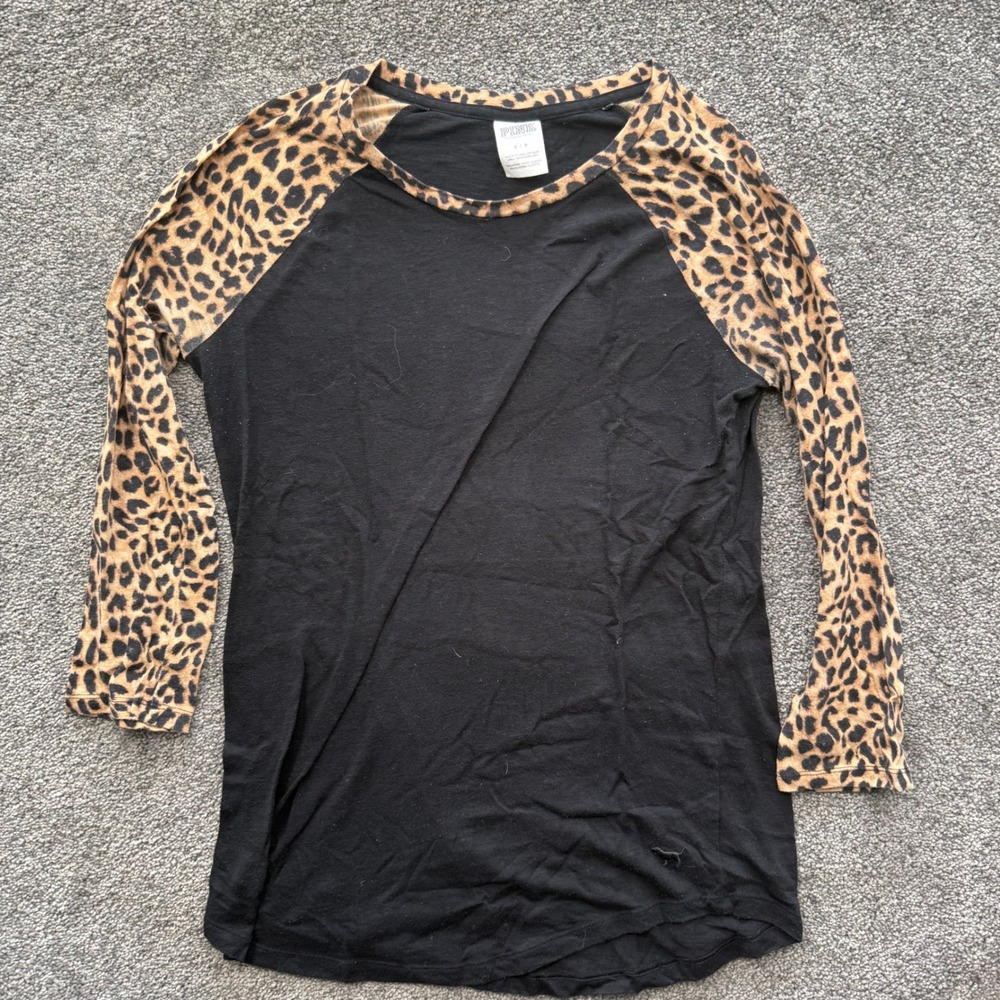 Pink Victoria's Secret Black Leopard Print Raglan Sleeve Baseball Tee Small